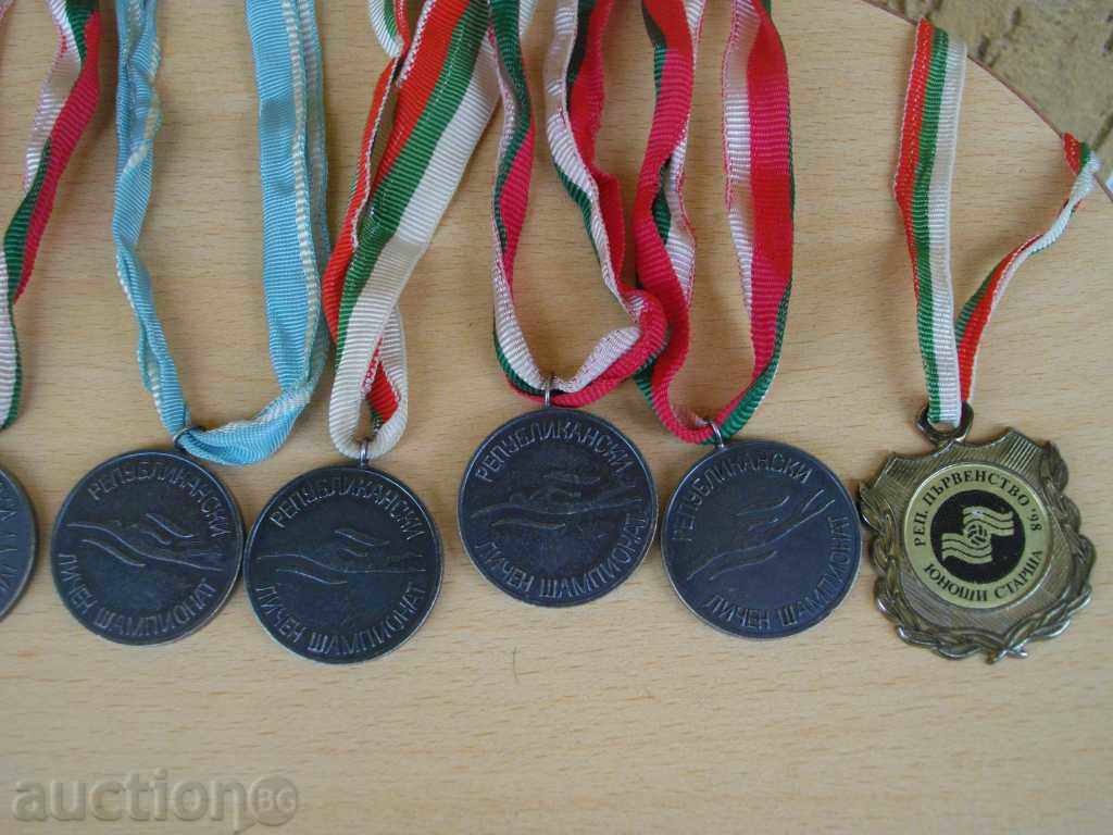 Delivery of Lot of 18 pcs. medal of swimming sports Delivery of Lot of 18 pcs. medal of swimming sports