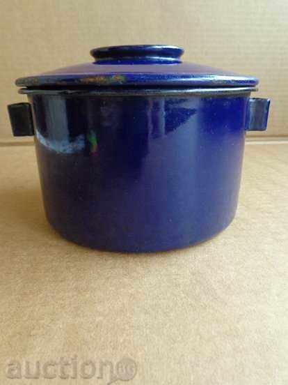 Enamelled pot saucepan with enamel canteen utensils from early social - 7 Enamelled pot saucepan with enamel canteen utensils from early social - 7