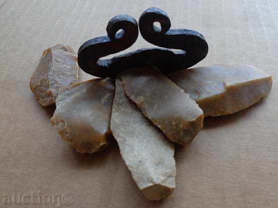 Delivery of Flint with horned pygmy flint Delivery of Flint with horned pygmy flint