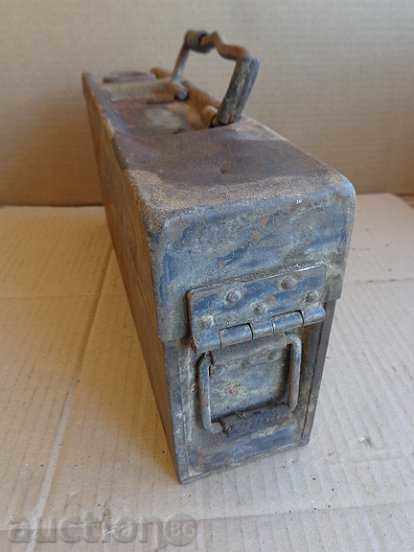 Auction Cartridge box for MG-34 42 Wehrmacht WWII Auction Cartridge box for MG-34 42 Wehrmacht WWII