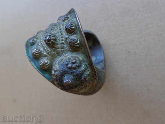 Delivery of Revival silver bracelet slingshot, ornament, jewelry gilt