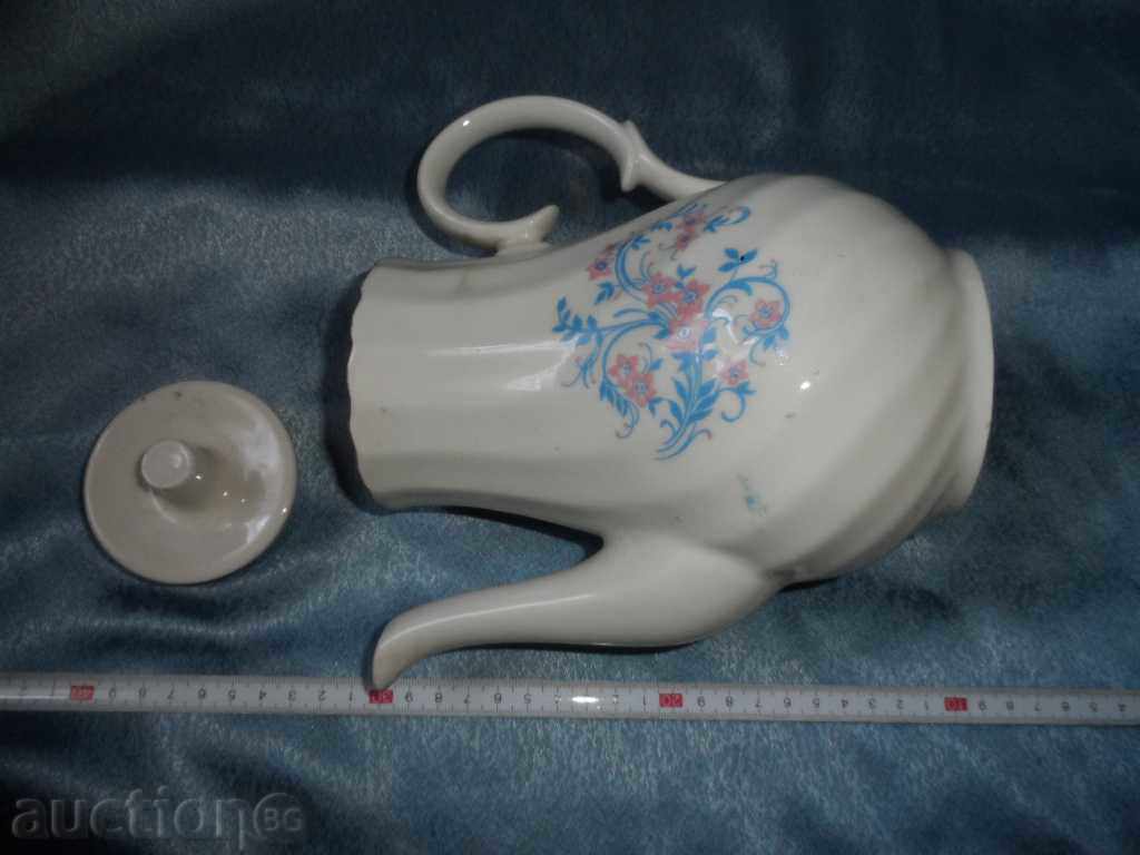 PORCELAIN JUG - 7 PORCELAIN JUG - 7