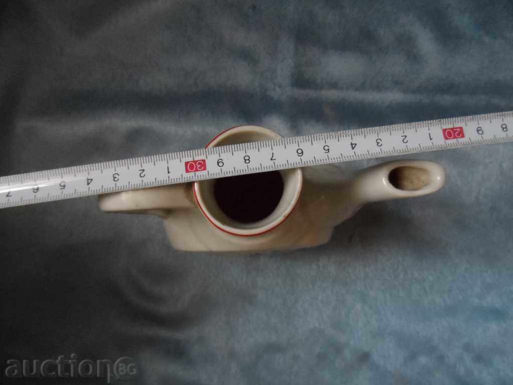 Auction PORCELAIN POT / KETTLE Auction PORCELAIN POT / KETTLE