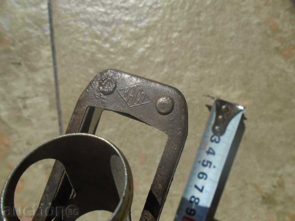 AUTO MOVABLE LAMP KASO, D.R.P. - W W I / W W II ACTION with price 22.50 BGN | € 11.50 AUTO MOVABLE LAMP KASO, D.R.P. - W W I / W W II ACTION with price 22.50 BGN | € 11.50