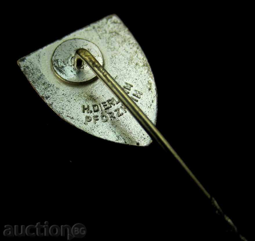 OLD FOOTBALL BADGE-STUTTGARD-GERMANY-ORIGINAL-ENAMEL - 6