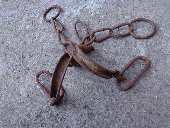 Old hand-forged shackles, chains, fetters, iron shackles - 5 Old hand-forged shackles, chains, fetters, iron shackles - 5