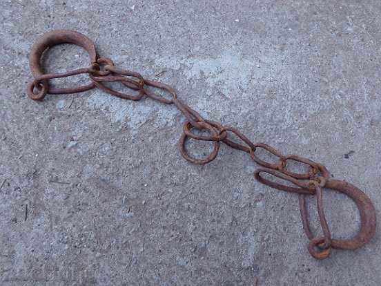 Old hand-forged shackles, chains, fetters, iron shackles - 6 Old hand-forged shackles, chains, fetters, iron shackles - 6