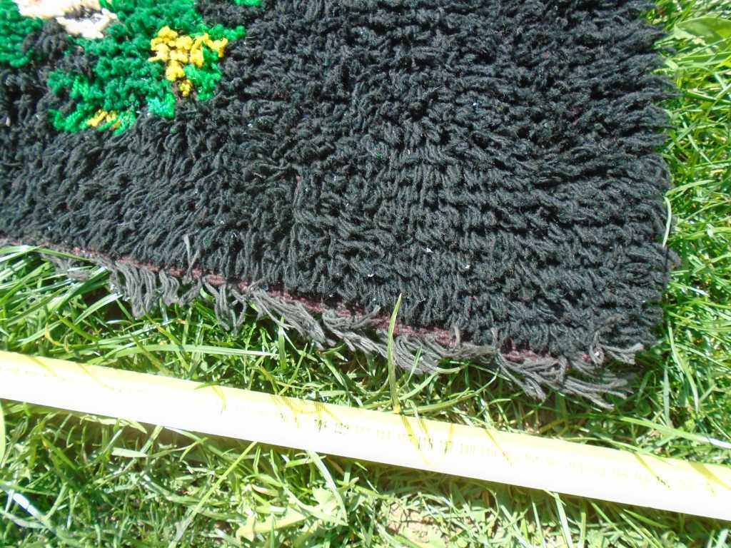 Licitație Covoare vechi, brodate, brodate Licitație Covoare vechi, brodate, brodate