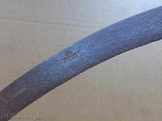 A hand forged bark bolt blade - 7 A hand forged bark bolt blade - 7