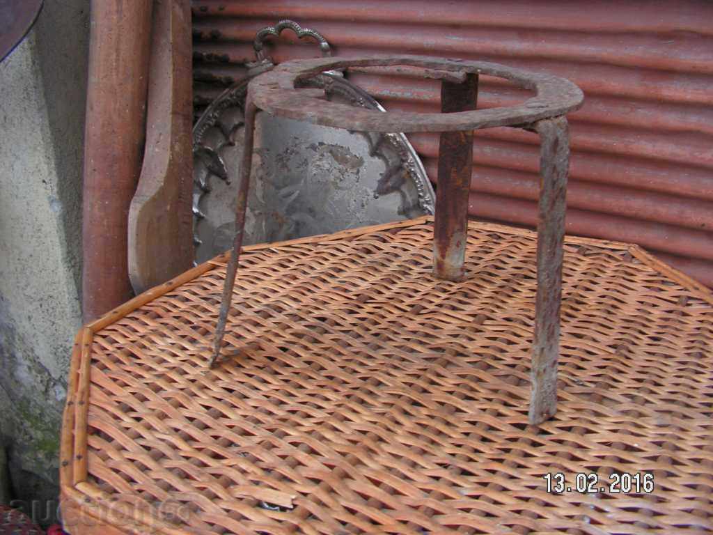 6327. STARA forjate PIRUSTIYA SOLID SĂNĂTOS cu preț 14.00 BGN | € 7.16 6327. STARA forjate PIRUSTIYA SOLID SĂNĂTOS cu preț 14.00 BGN | € 7.16