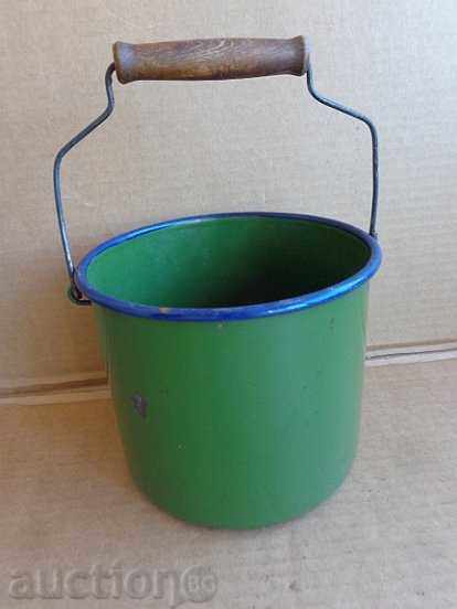 Εμαγιέ σκάφους από την στιγμή του σοσιαλισμού, με σμάλτο κούπα με τιμή 18.00 BGN | € 9.20 Εμαγιέ σκάφους από την στιγμή του σοσιαλισμού, με σμάλτο κούπα με τιμή 18.00 BGN | € 9.20