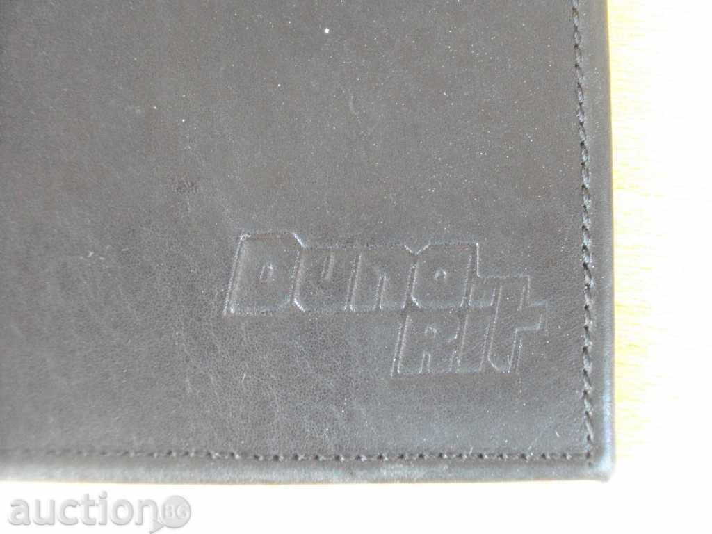 Delivery of Accessory from leather for business cards and other documents of "Dunarit" Delivery of Accessory from leather for business cards and other documents of "Dunarit"