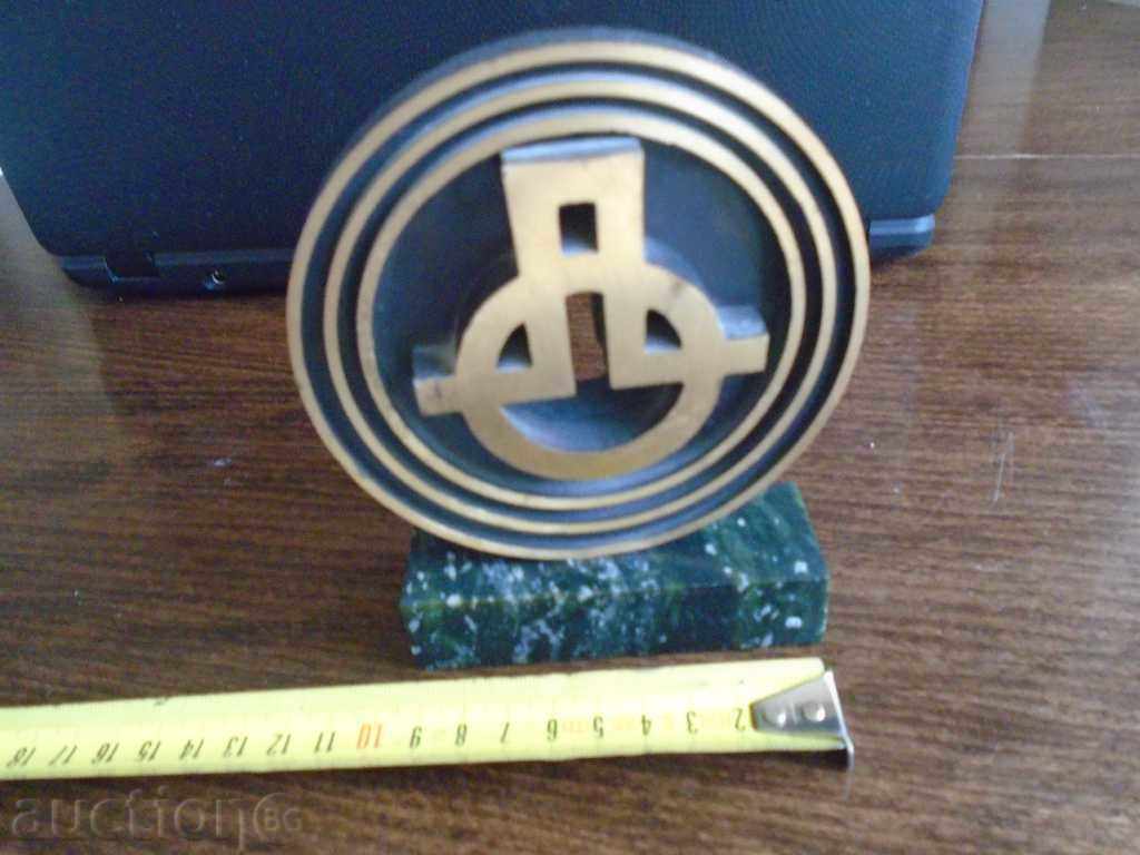 TABLE MEDAL / AWARD - OFFICE EQUIPMENT - 5 TABLE MEDAL / AWARD - OFFICE EQUIPMENT - 5