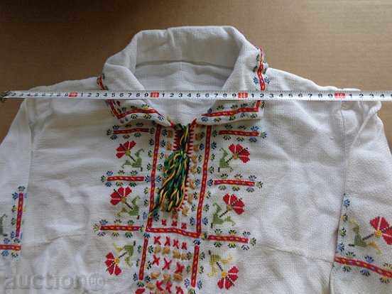 Детска юношеска везана риза, носия, сукман, облекло с цена 99.00 лв. | € 50.62 Детска юношеска везана риза, носия, сукман, облекло с цена 99.00 лв. | € 50.62