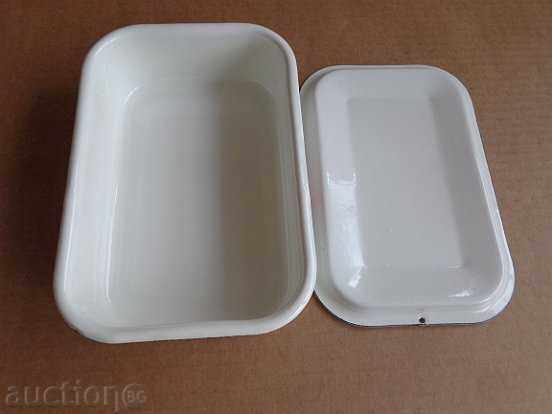 Old enameled food box, enamel bowl, pot with price 48.00 BGN | € 24.54 Old enameled food box, enamel bowl, pot with price 48.00 BGN | € 24.54
