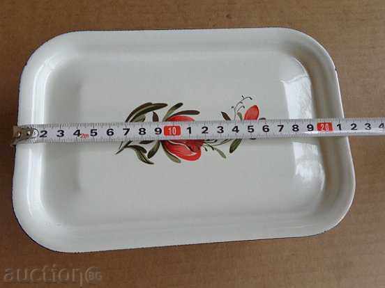 Delivery of Old enameled food box, enamel bowl, pot Delivery of Old enameled food box, enamel bowl, pot