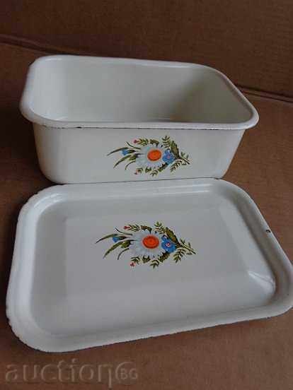 Old enameled food box, enamel bowl, pot - 7 Old enameled food box, enamel bowl, pot - 7
