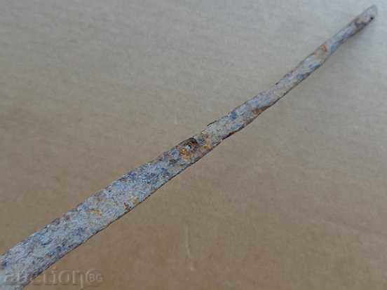 An old cramp from the baroniscus railroad profile nail nit - 6 An old cramp from the baroniscus railroad profile nail nit - 6