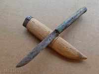 Овчарски нож с чирени от биволски рог и кания, каракулак