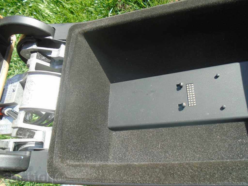 Доставка на ПОДЛАКЪТНИК ЗА АУДИ СЛЕД 2007 г. Доставка на ПОДЛАКЪТНИК ЗА АУДИ СЛЕД 2007 г.