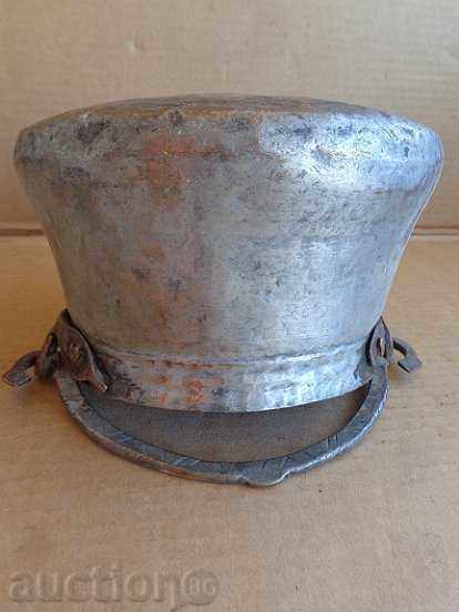 Delivery of An old bacon, a baker, a pot, a boiler, a copper pot Delivery of An old bacon, a baker, a pot, a boiler, a copper pot