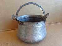 An old bacon, a baker, a pot, a boiler, a copper pot