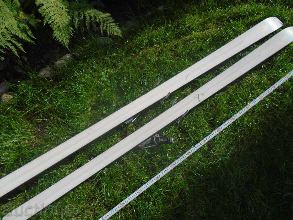 AUTOMATIC RETROSPECTS - CARRYING AND STORING - 7