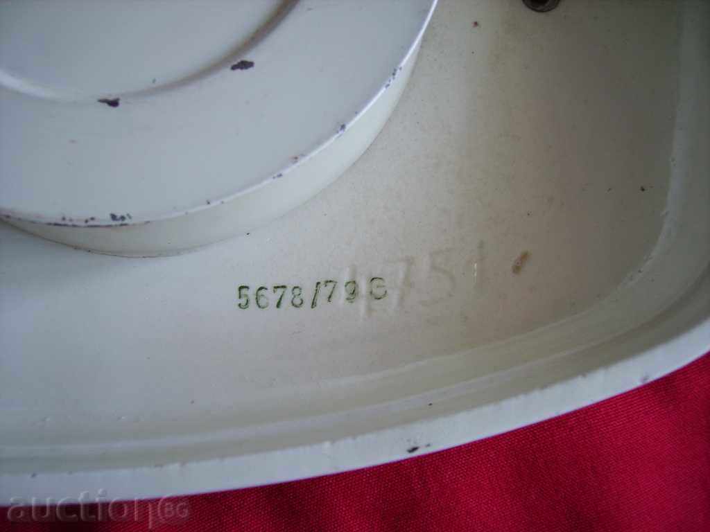 An old clocked mechanical clock porcelain dial and housing - 6