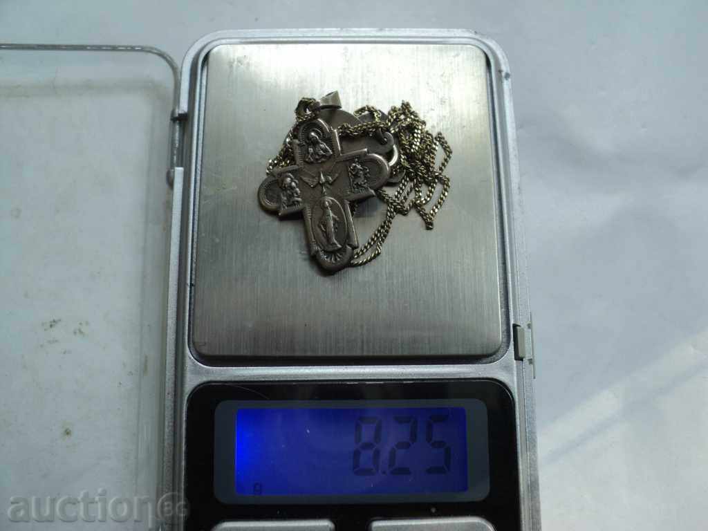 Livrarea lanț SREBARAN, un pandantiv. Livrarea lanț SREBARAN, un pandantiv.