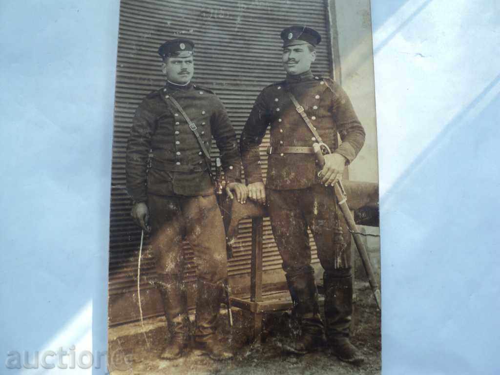 Auction RED PICTURE-UNIFORM, SABI. Auction RED PICTURE-UNIFORM, SABI.