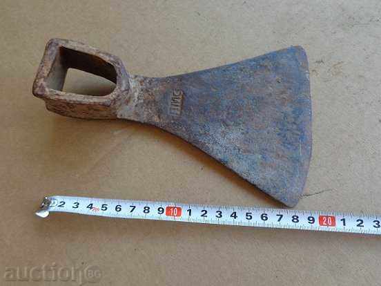 Old pick, agricultural instrument, chapel, wrought iron with price 29.00 BGN | € 14.83