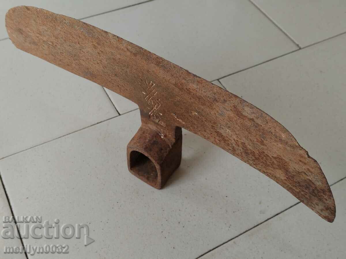 Old pick, agricultural instrument, chapel, wrought iron - 6 Old pick, agricultural instrument, chapel, wrought iron - 6
