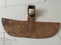 Стара мотика, земеделски инструмент, чапа, ковано желязо