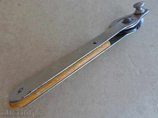 Auction An old opener from the soccer period Auction An old opener from the soccer period