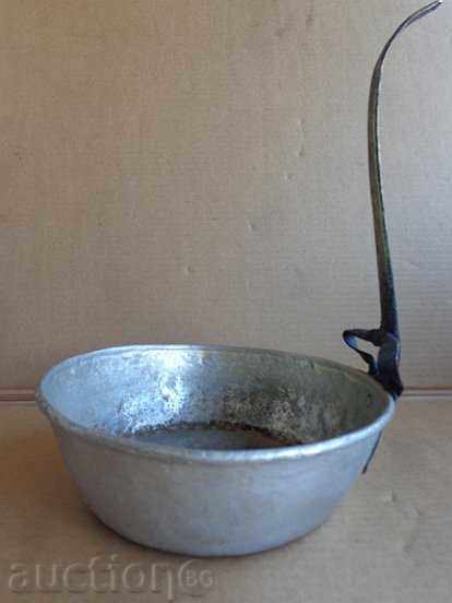 An old copper pan, a baker, a tray, a copper pot, a household pot with price 99.00 BGN | € 50.62 An old copper pan, a baker, a tray, a copper pot, a household pot with price 99.00 BGN | € 50.62