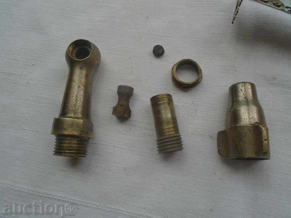 Delivery of STAR BRONZE / MISSING CHUCK FOR SMOKING