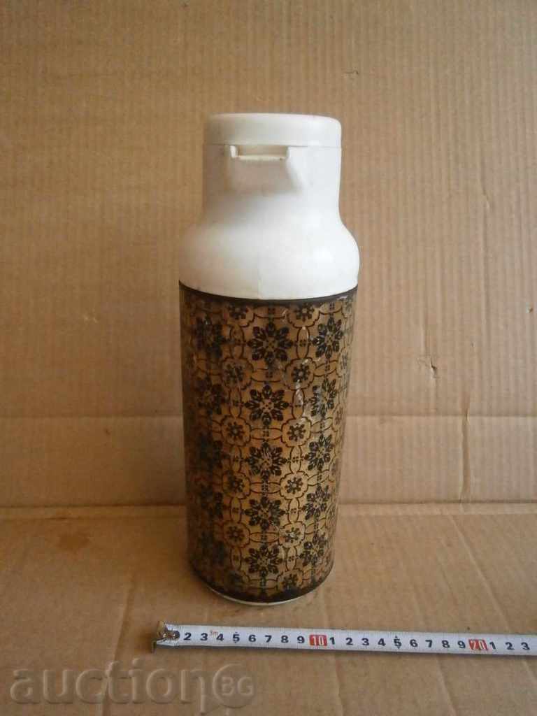 retro thermus with price 15.00 BGN | € 7.67 retro thermus with price 15.00 BGN | € 7.67