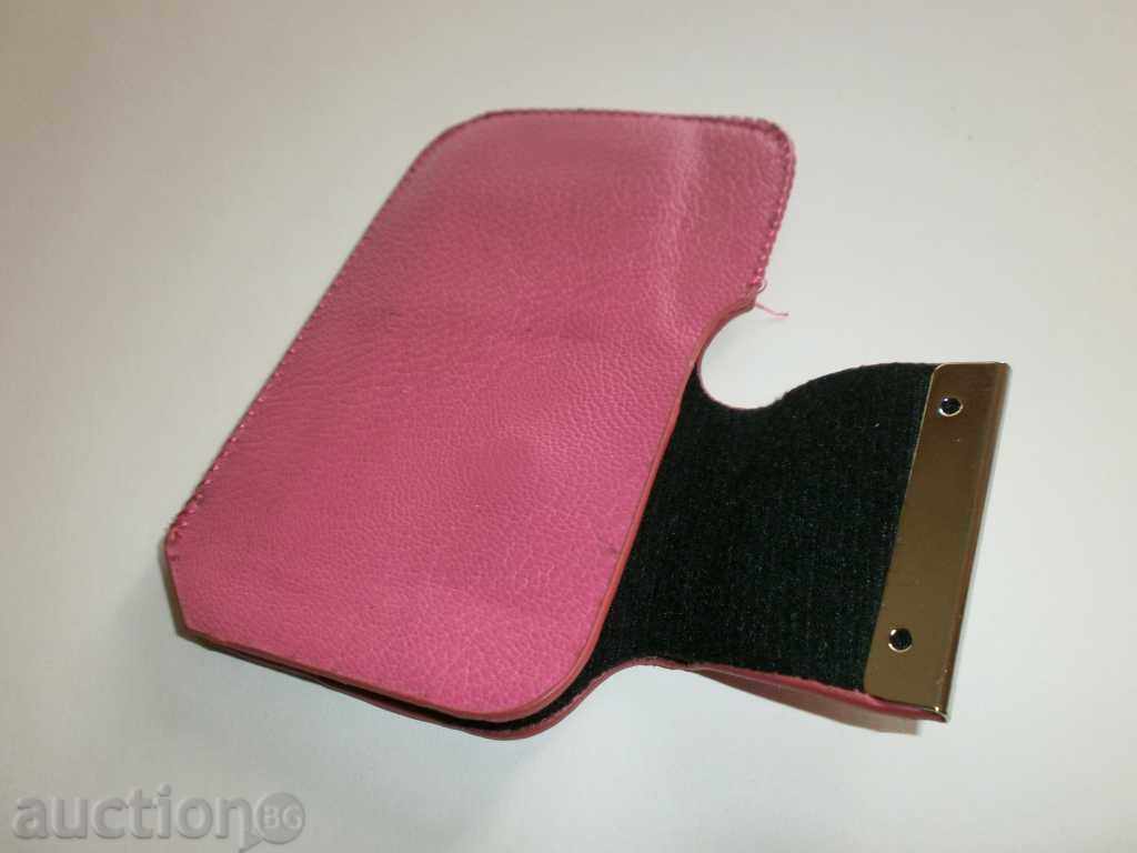 Pink leather GSM case - 7 Pink leather GSM case - 7