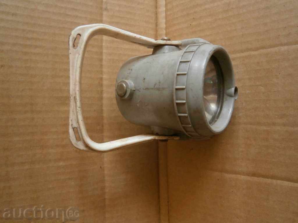 parte lanternă cu preț 15.00 BGN | € 7.67 parte lanternă cu preț 15.00 BGN | € 7.67