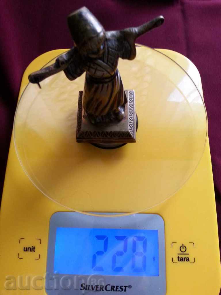 Delivery of Old Massive Bronze Statue., Figure 4 Delivery of Old Massive Bronze Statue., Figure 4