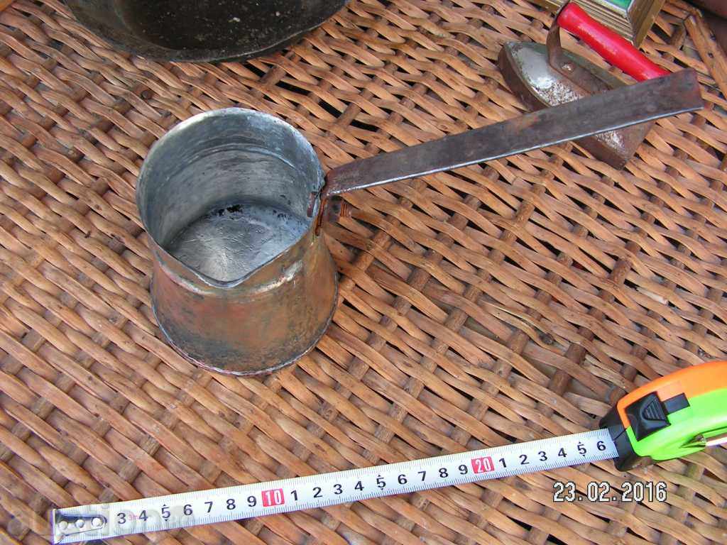 6414. STAR JEZVE MED BAKAR KALAYDISANO with price 14.00 BGN | € 7.16 6414. STAR JEZVE MED BAKAR KALAYDISANO with price 14.00 BGN | € 7.16