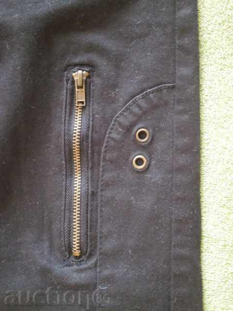 Auction Ladies' black slim KAFFE jeans, size 28 Auction Ladies' black slim KAFFE jeans, size 28