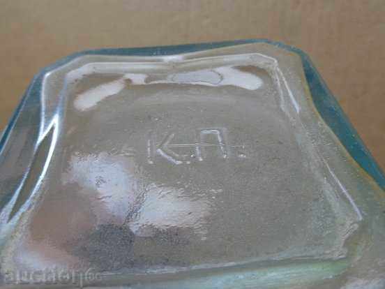 Delivery of Ink sack wounded lion with a pen, bottle of HPBP Delivery of Ink sack wounded lion with a pen, bottle of HPBP