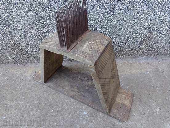 Old dakar, who was a primitive woodcut with price 69.00 BGN | € 35.28 Old dakar, who was a primitive woodcut with price 69.00 BGN | € 35.28