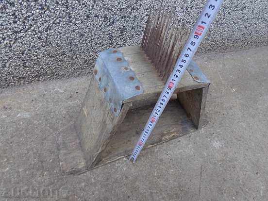 Delivery of Old dakar, who was a primitive woodcut Delivery of Old dakar, who was a primitive woodcut