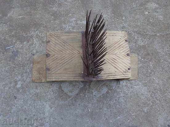 Old dakar, who was a primitive woodcut with price 69.00 BGN | € 35.28 Old dakar, who was a primitive woodcut with price 69.00 BGN | € 35.28