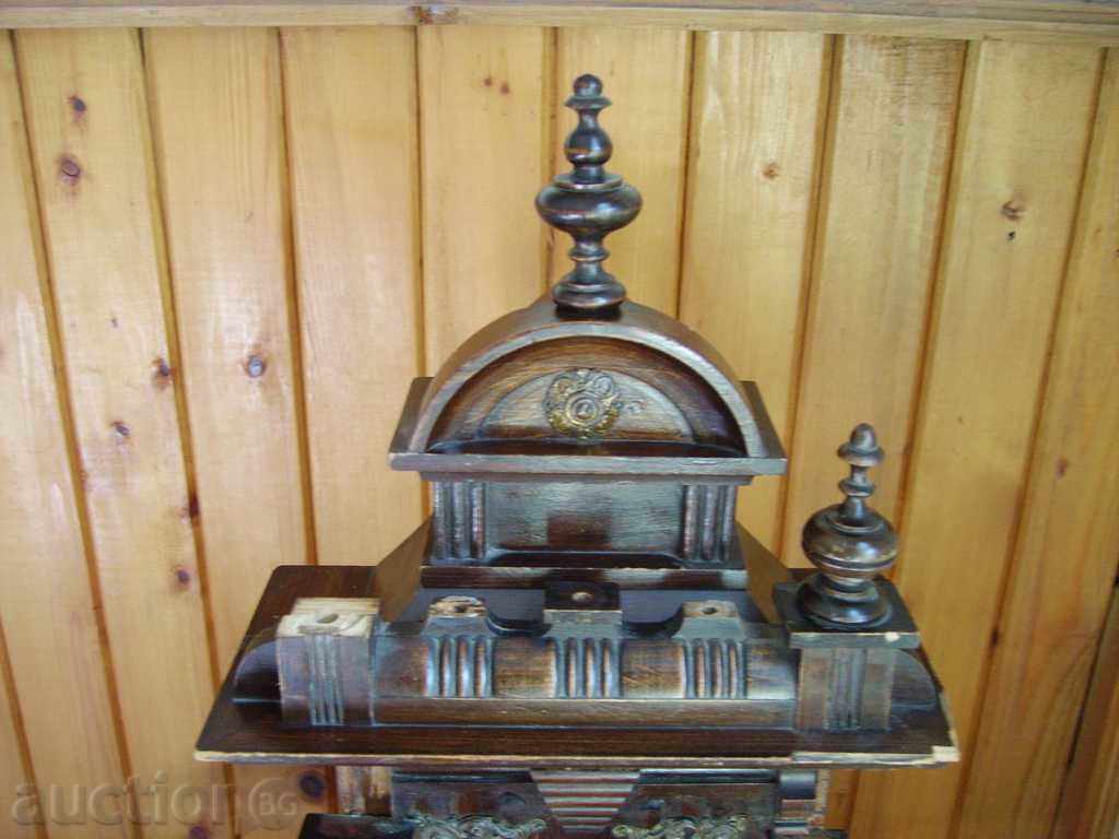 Beautiful old-time clock-junghans with latern with price 260.00 BGN | € 132.94 Beautiful old-time clock-junghans with latern with price 260.00 BGN | € 132.94