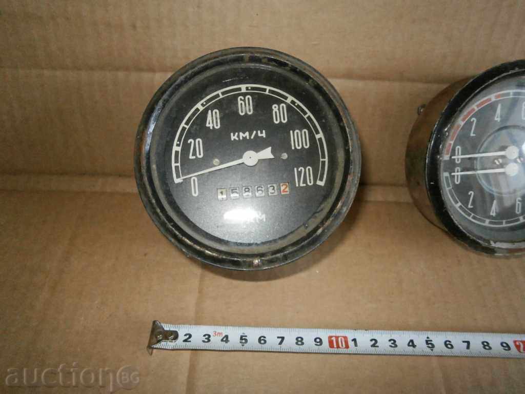 Delivery of mileage and air pressure gauge retro vintage Delivery of mileage and air pressure gauge retro vintage