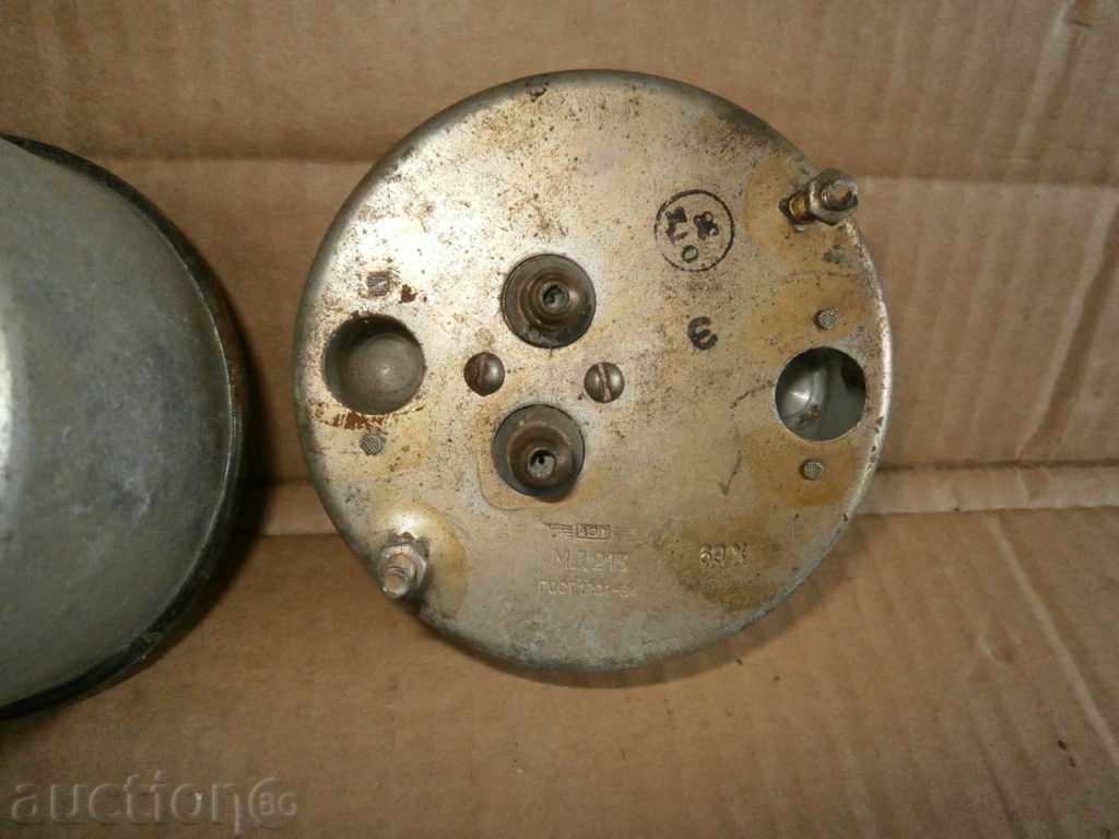 mileage and air pressure gauge retro vintage - 7 mileage and air pressure gauge retro vintage - 7