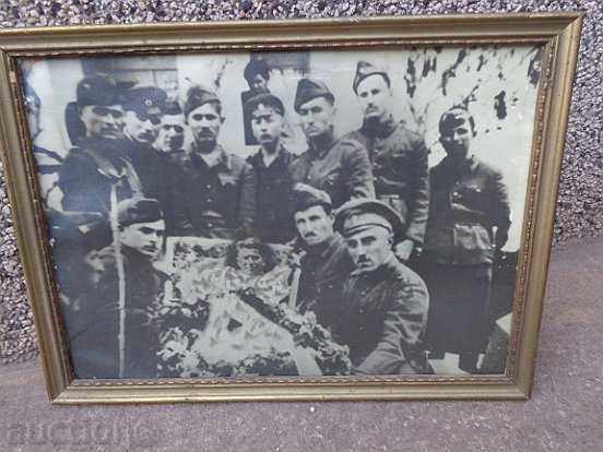 Auction Photo, portrait, photography framed World War II Auction Photo, portrait, photography framed World War II